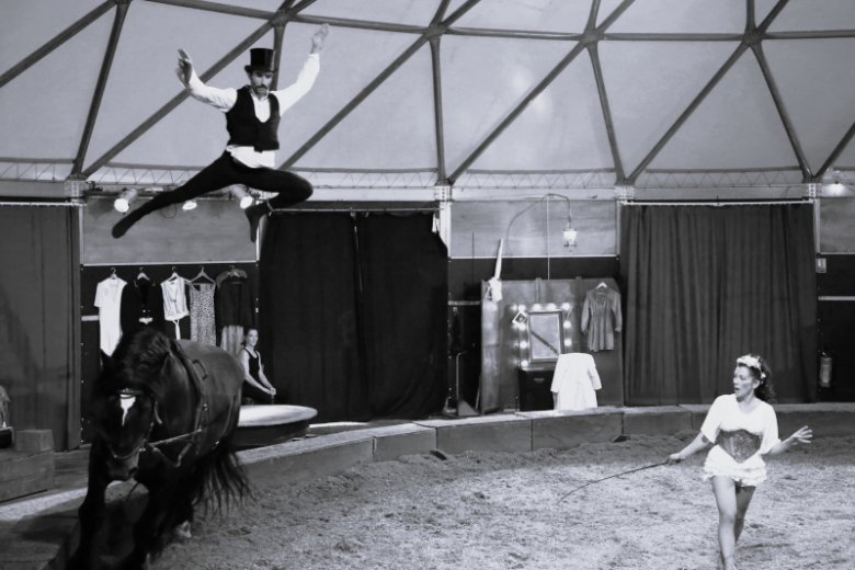 spectacle cirque oula la 